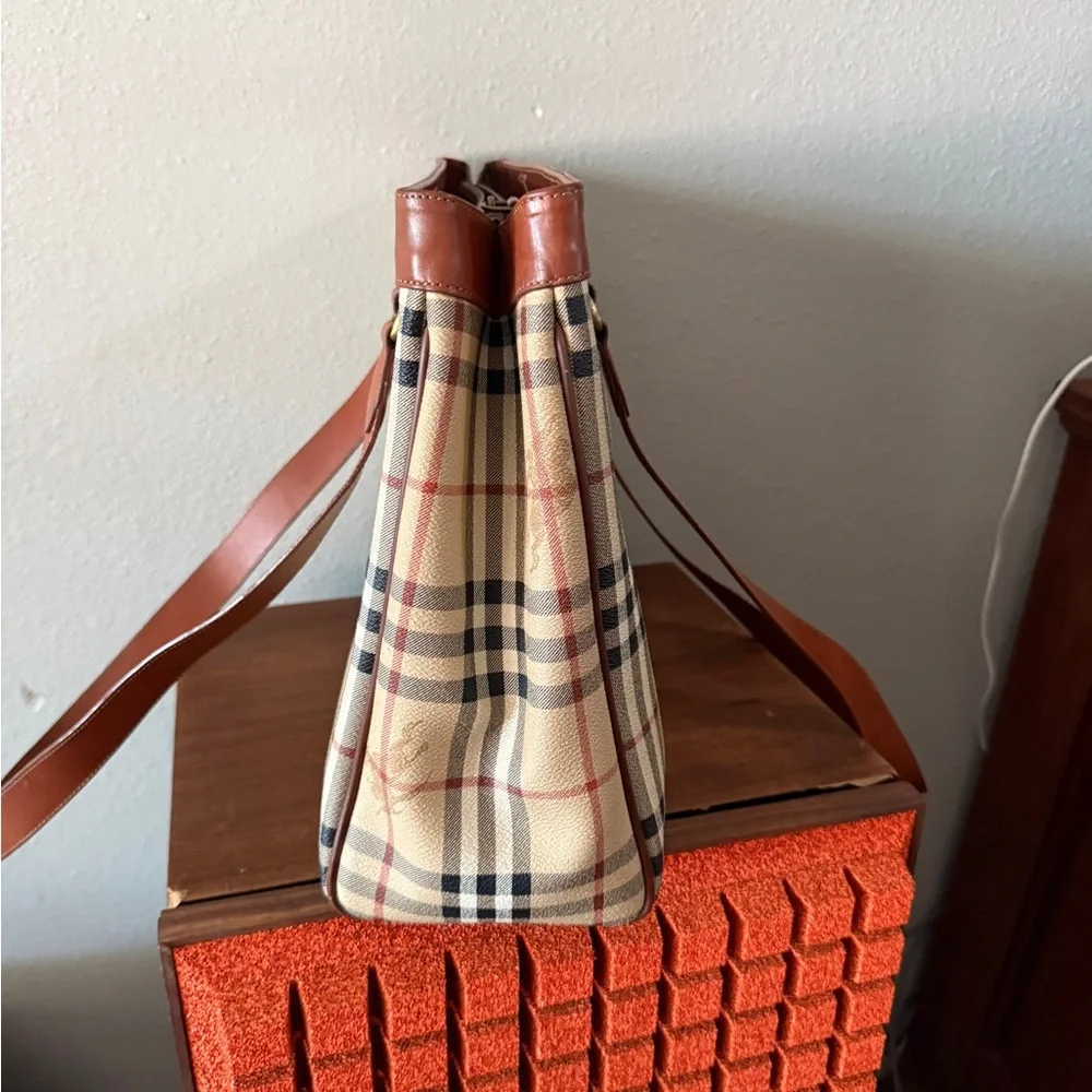 Sold 🔴🔴🔴 - Picture 9 of 13